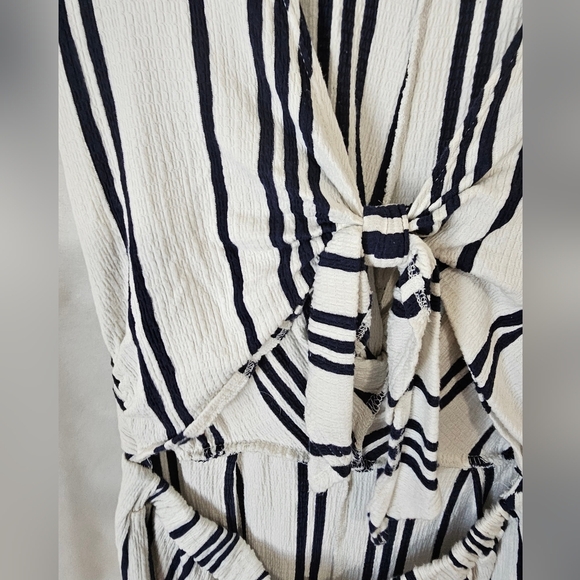 One Piece Striped Romper with Tie Back - Picture 4 of 6